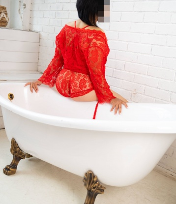 Таинственная красавица с чувственными губками устроит праздник для твоего тела и души. Ощути волны наслаждения вместе со мной! 3345, 28 лет